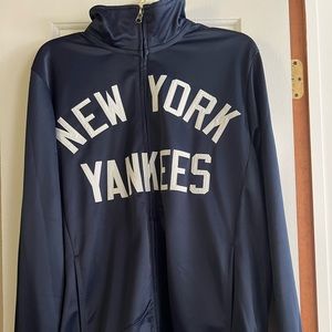 NWT NY Yankees Navy Zip Jacket in Men’s Size Medium